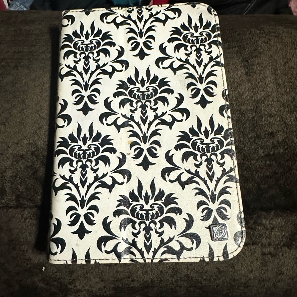 RCA 7” Tablet w/Case